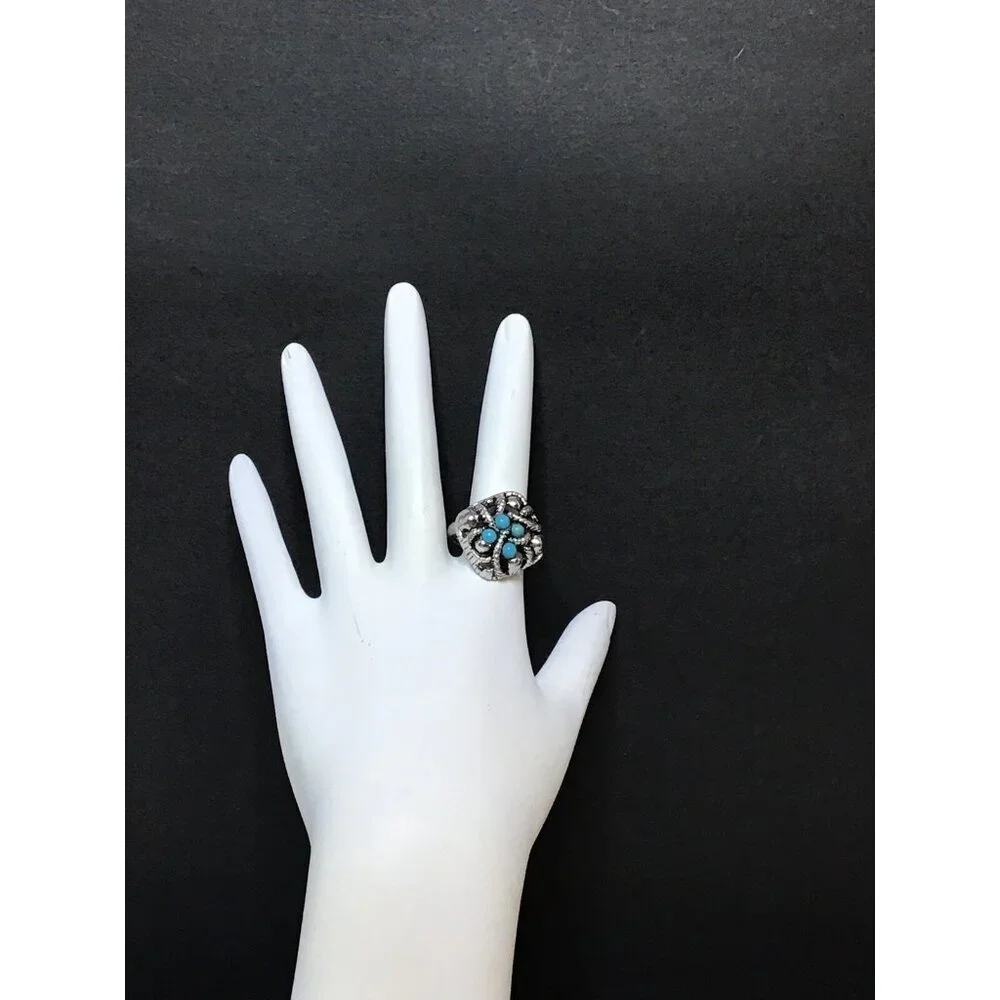 Avon Silver Tone Adjustable Ring W/ Faux Turquoise Sierra Design Signed SC (R62) - Picture 2 of 4